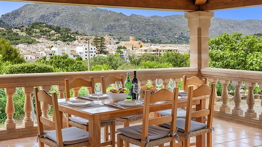 Can Bachae Dining area