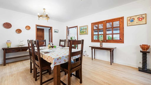 Can Berenguer Dining area