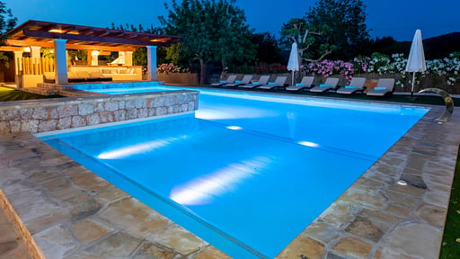 Can Bernadet Swimming pool