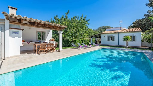 Can Cama Rotja Бассейн