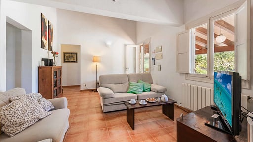 Can Cama Rotja Гостиная