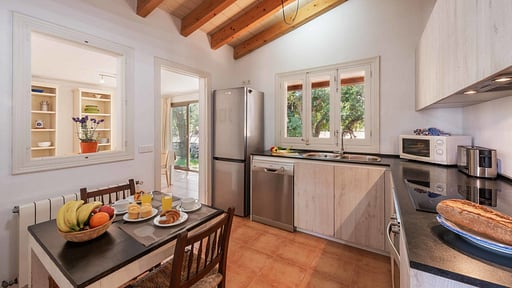 Can Cama Rotja Кухня