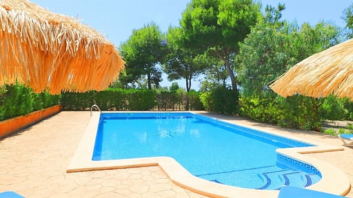 Villa Can Crestall Swimming pool