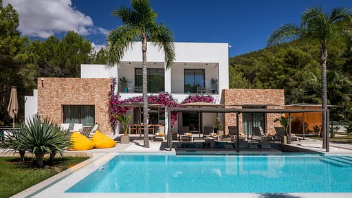 Can Danza Swimming pool