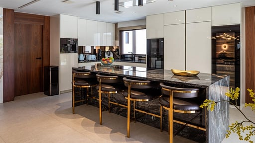 Can Danza Kitchen