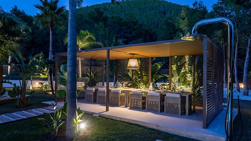 Can Danza Dining area