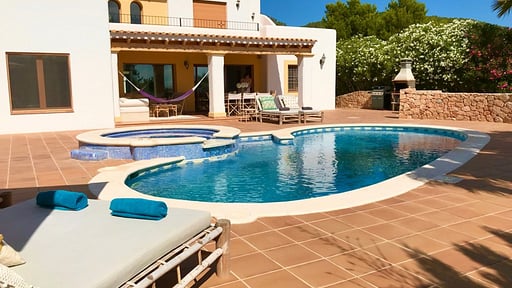 Can Deme Piscine