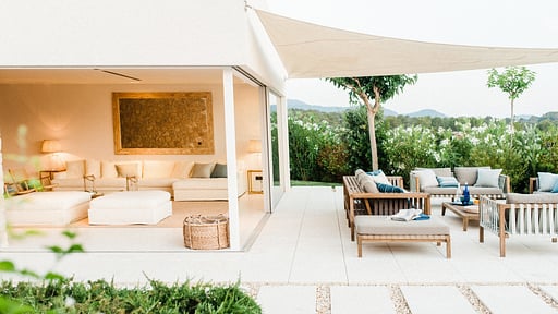 Can Dos Rocas Terrace/Veranda
