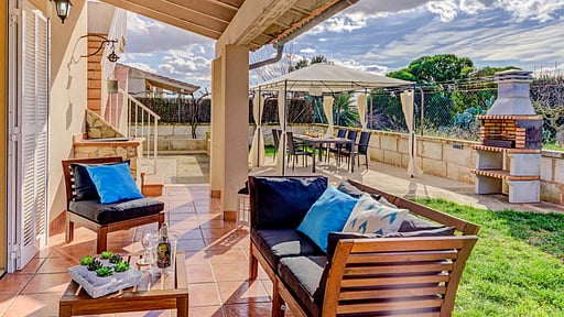 Can Gelaberts Terrace/Veranda