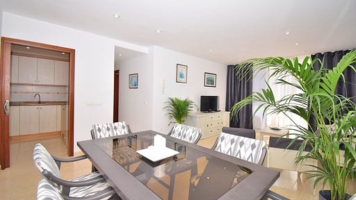 Can Lluc Apartment Dining area