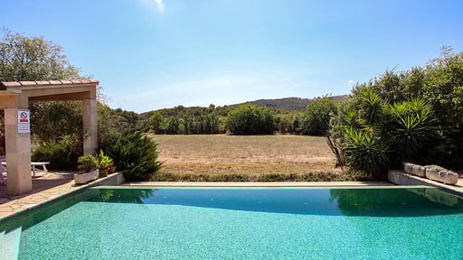 Can Mares Swimming pool