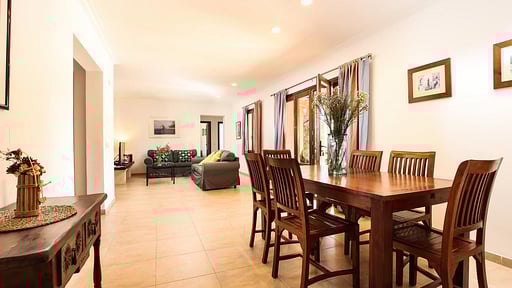 Can Mares Dining area