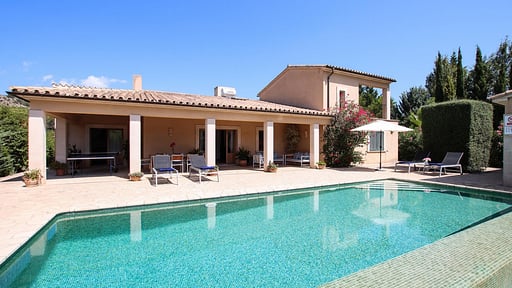 Can Mares Swimming pool