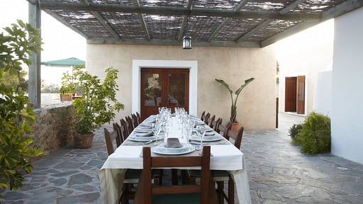 Can Mariano Villa Dining area 2