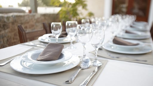 Can Mariano Villa Dining area 2