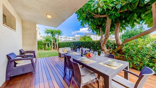 Can Marti Cirerer Dining area