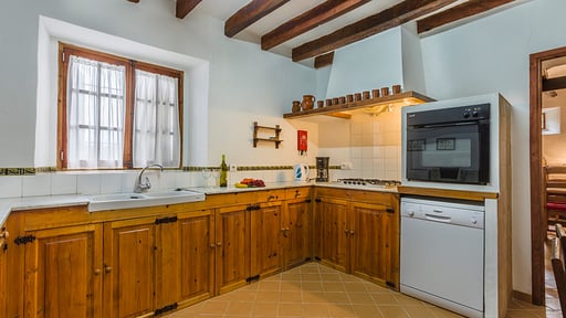 Can Mestranca Kitchen