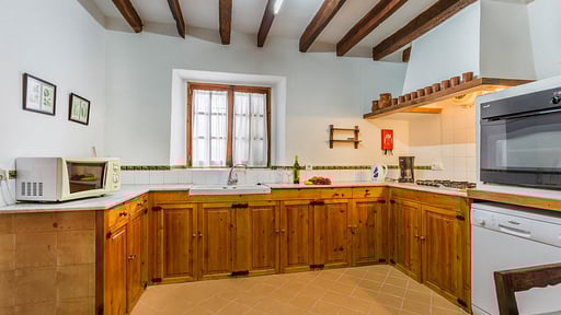 Can Mestranca Kitchen