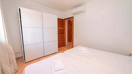 Can Mir Ruth Bedroom 2