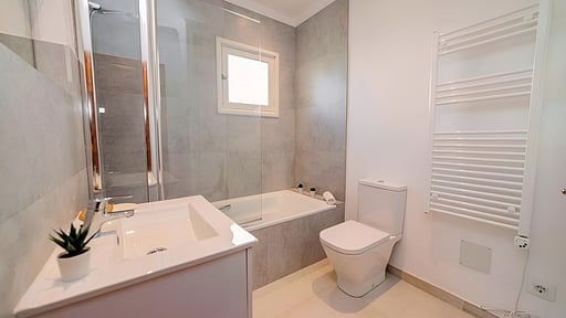 Can Mir Ruth Bedroom 1