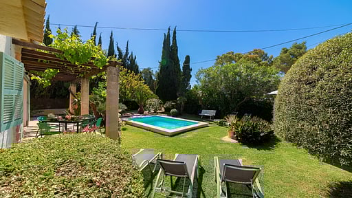 Can Mir Ruth Swimming pool