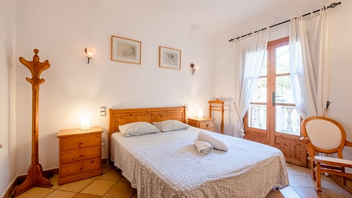 Finca Can Mussol Bedroom 1
