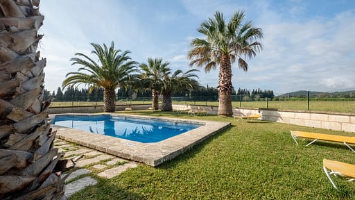 Finca Can Mussol Swimming pool