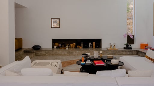 Can Nikita Villa Salon