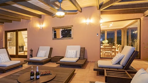 Can Olivos Terrasse