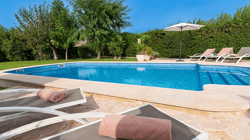 Can Perello Swimming pool