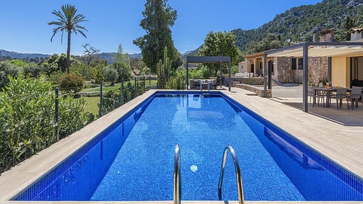 Can Punche Nico Piscine