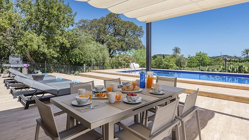 Can Punche Nico Salle à manger 2