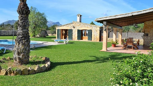 Finca Can Roig Gran Jardin