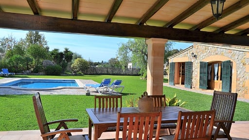 Finca Can Roig Gran Salle à manger