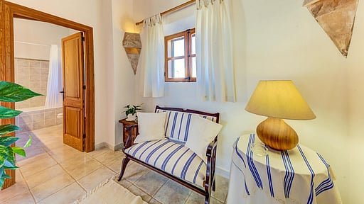 Can Seguinot Mercer Living room