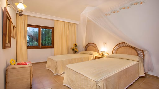 Can Soler Спальня 2