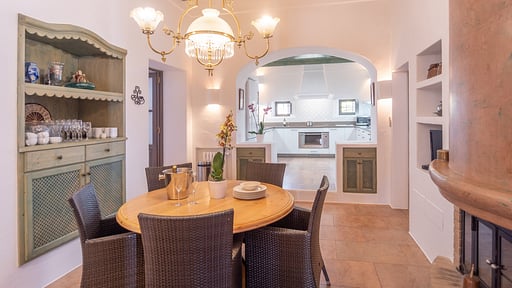 Can Vicent Rafal Dining area 1