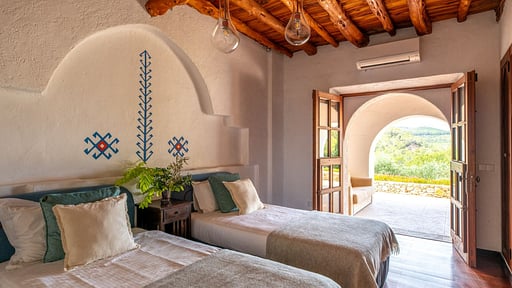 Can Xarraca Slaapkamer 5