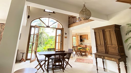 Cannelle Lake Villa Eethoek