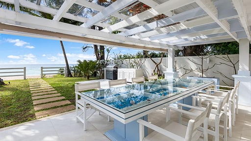 Carpe Diem Beach Villa Terrace/Veranda