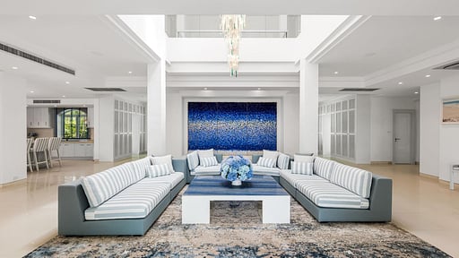 Carpe Diem Beach Villa Living room