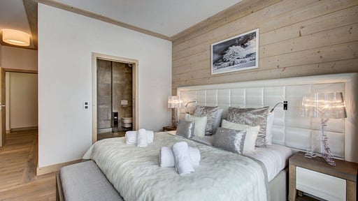 Apartment Carré Blanc 361 Bedroom 1