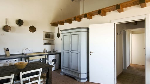 Carrubo House Dining area