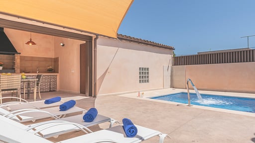 Cas Padrins de Ses Tanques Swimming pool