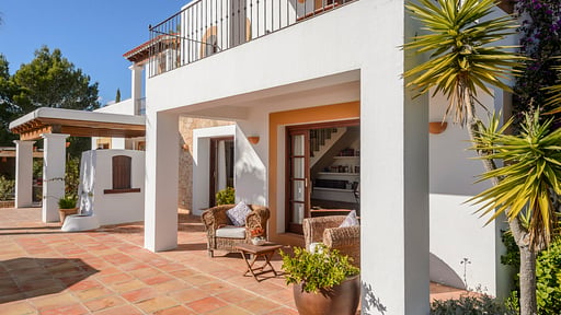 Casa Alvira Others