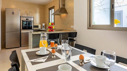 Casa Antonia Dining area