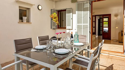 Casa Antonia Dining area 2