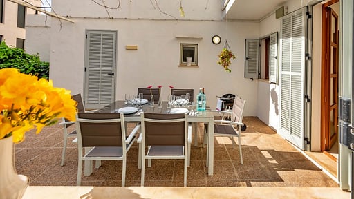 Casa Antonia Dining area 2