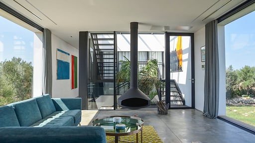 Casa Bianca Living room