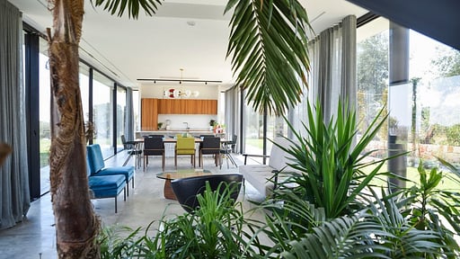 Casa Bianca Dining area